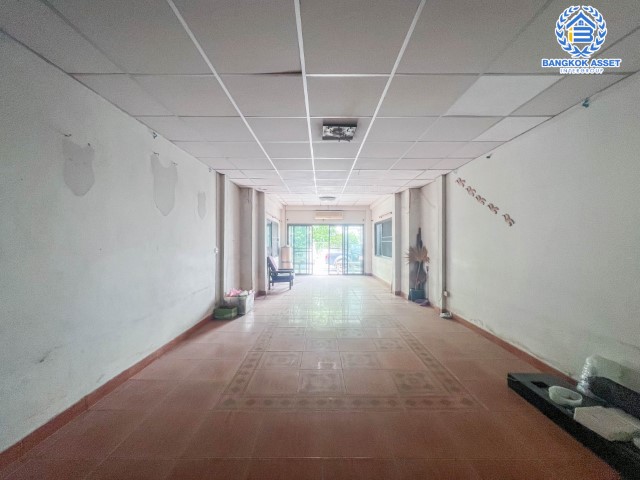 *****ทาวน์เฮ้าส์มือสองย่านนนทบุรี ม.ลภาวัล3 บางใหญ่-เซ็นทรัลเวสต์เกต เนื้อที่ 16 ตร.ว. ฟังก์ชัน 3 ห้องนอน 2 ห้องน้ำ แถมฟรี! 4 เครื่องปรับอากาศ ทำเลดี เดินทางสะดวก ใกล้รถไฟฟ้าสายสีม่วง "สถานีตลาดบางใหญ่" และเซ็นทรัลเวสต์เกต จองเลย!